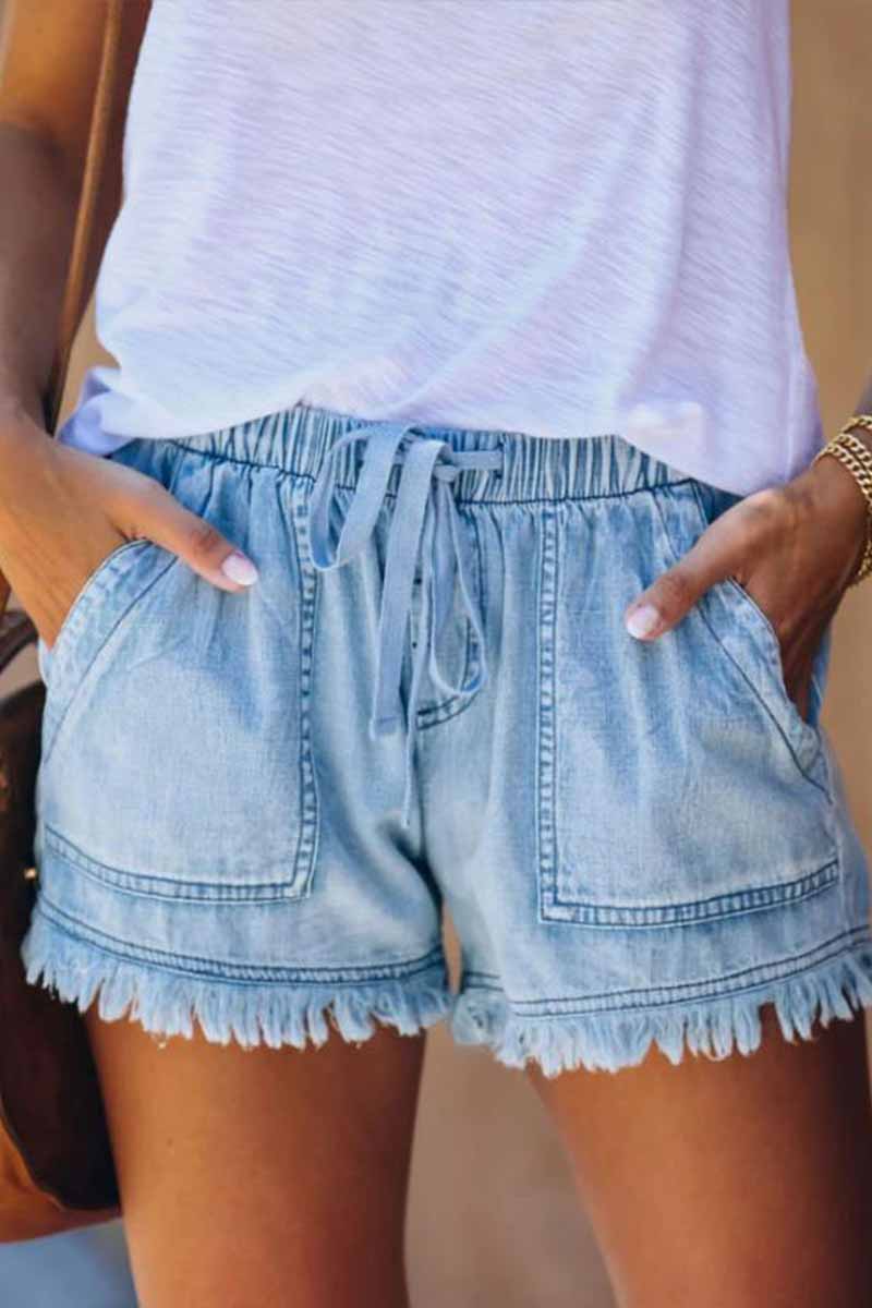 Shorts vaqueros finos con flecos y cordones