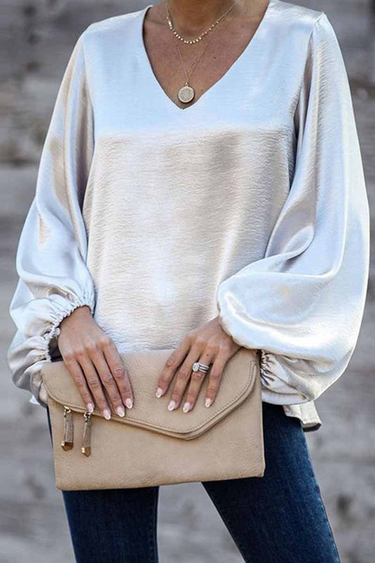 V-Neck Tops With Puff Sleeves
