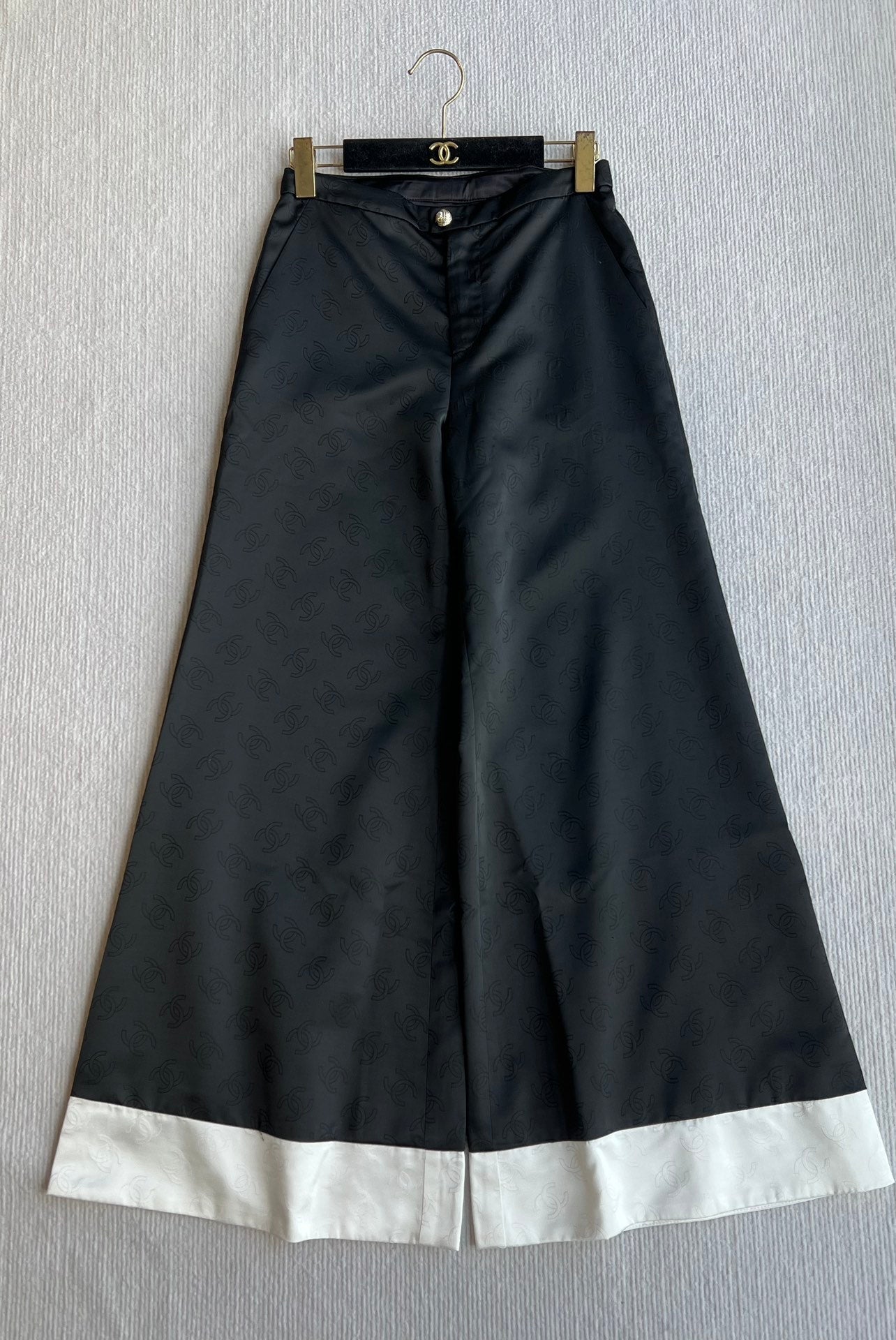 CC 25SS Double C Plaid Wide-Leg Pants In Black and White Silk 277145