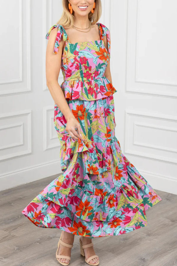 Vestido largo con volantes, tirantes y estampado floral bohemio multicolor