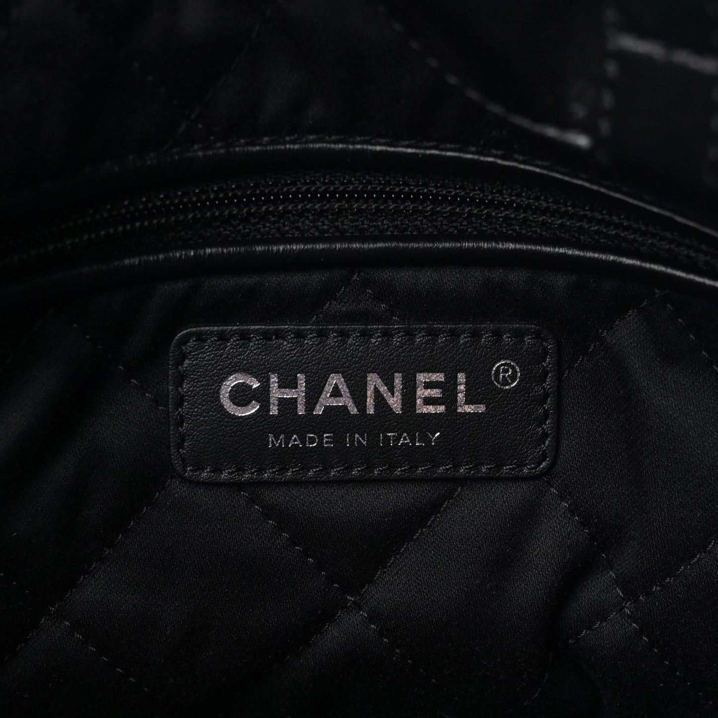 Shiny Calfskin Quilted Chanel 22 Backpack Black