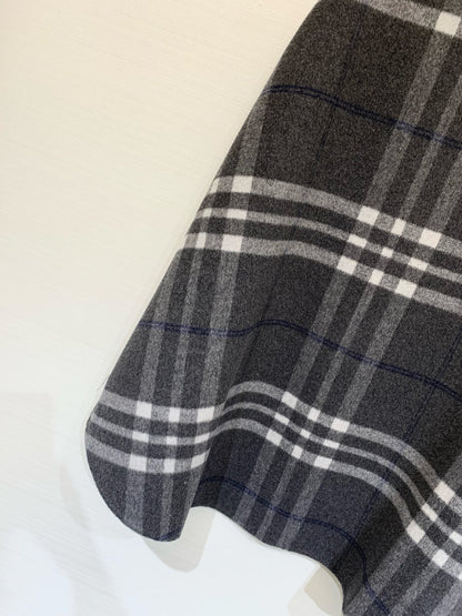 BURBERRY 25S COAT 245