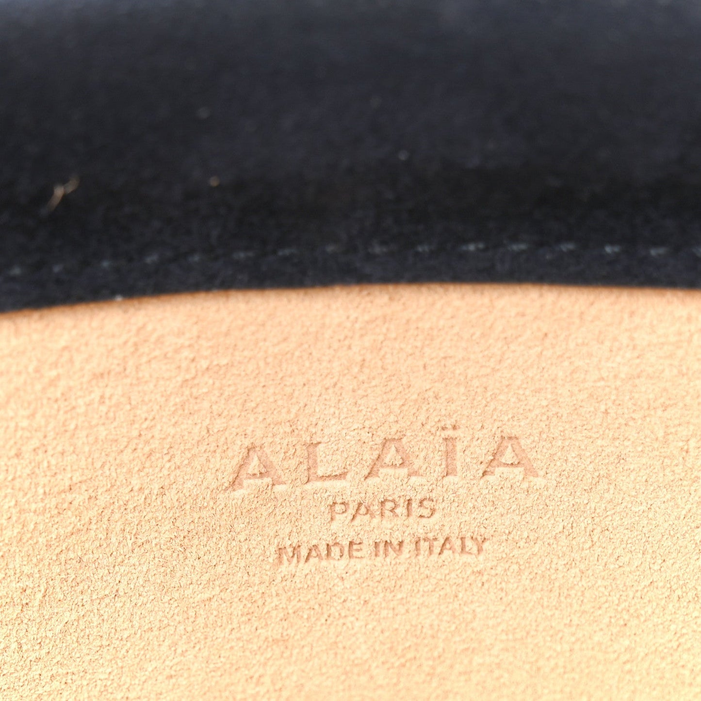 Suede Le Click East West Small Bag Midnight