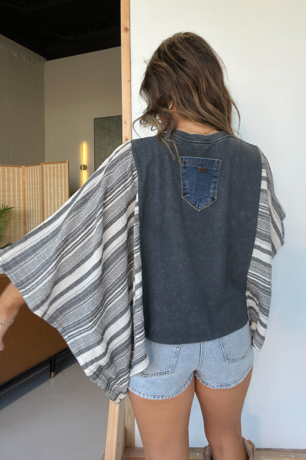 Camiseta Mix Match con rayas lavadas
