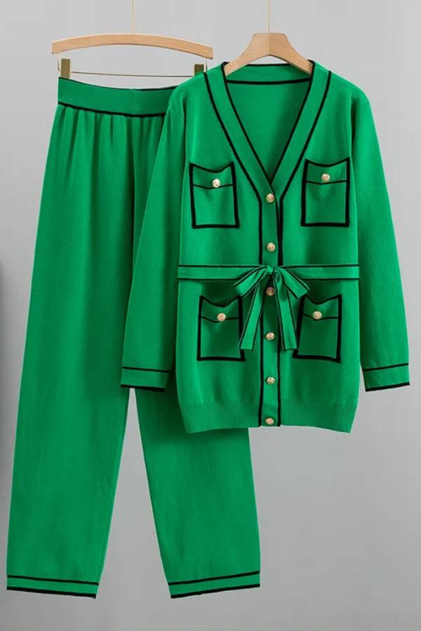 Elegante traje de suéter de dos piezas con contraste de colores