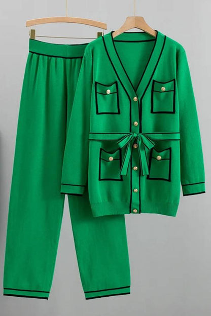 Elegante traje de suéter de dos piezas con contraste de colores