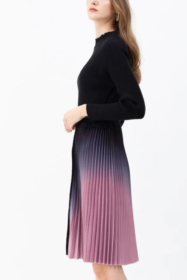 VESTIDO DE PUNTO CON CINTURÓN Y PLISADO, ROMANCE QUE ASOMBRA 