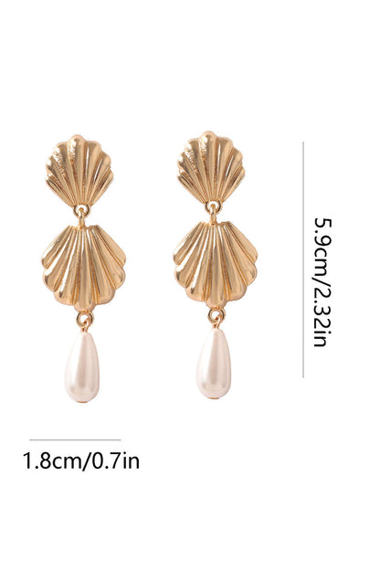 Pendientes de perlas con vieiras 