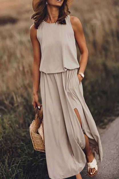Vestido largo bohemio sin mangas con abertura lateral