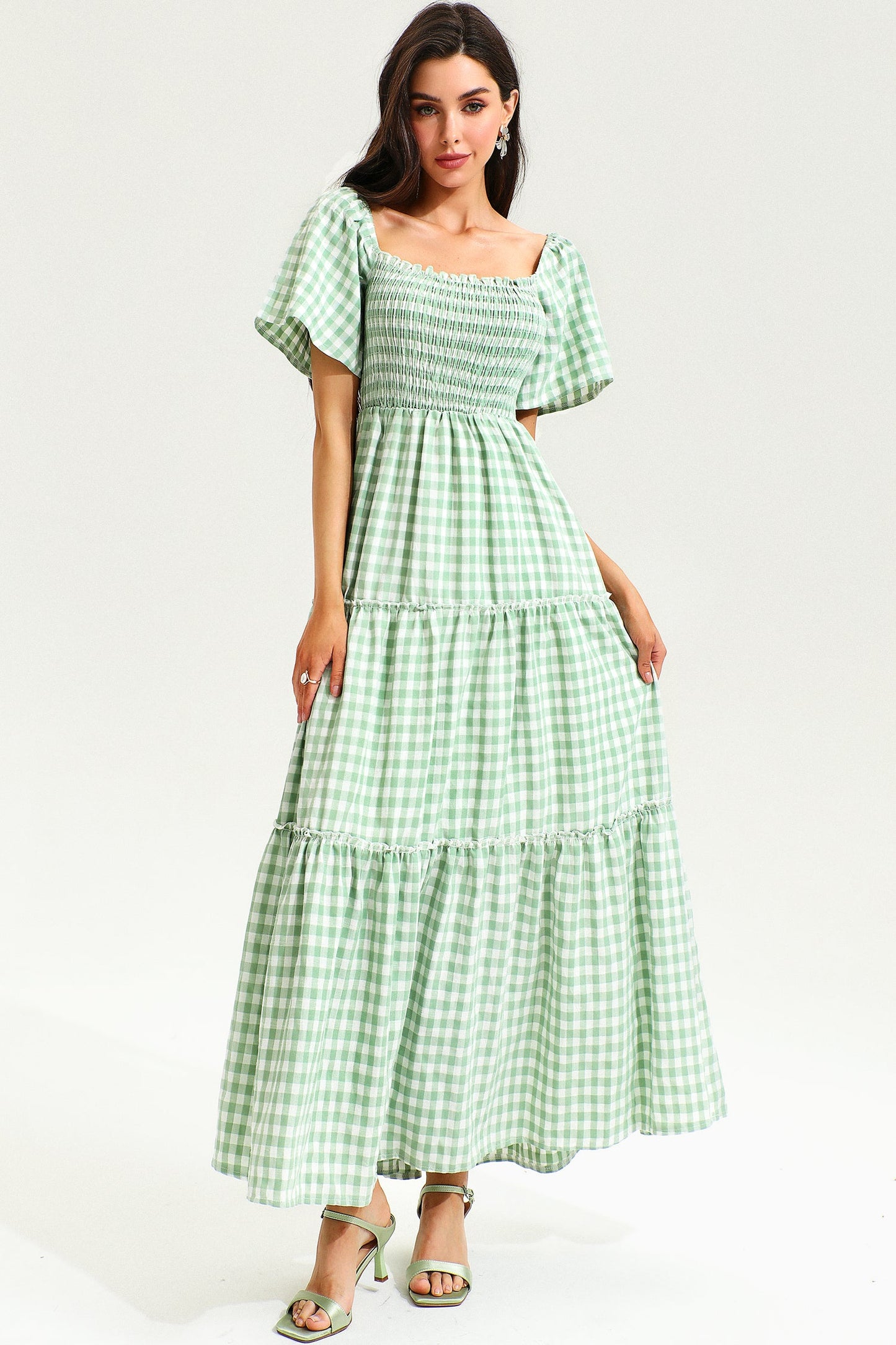 Vestido midi de rejilla con cuello cuadrado y mangas abullonadas en verde 