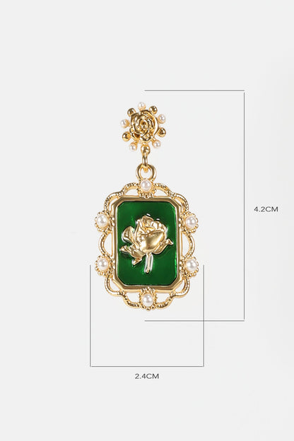 Pendientes florales de metal con perlas de imitación 