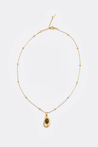 Collar con decoración de ópalo y dije de gota de agua 