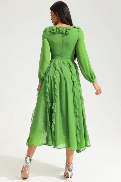 Vestido midi verde con volantes, cuello en V y manga larga 