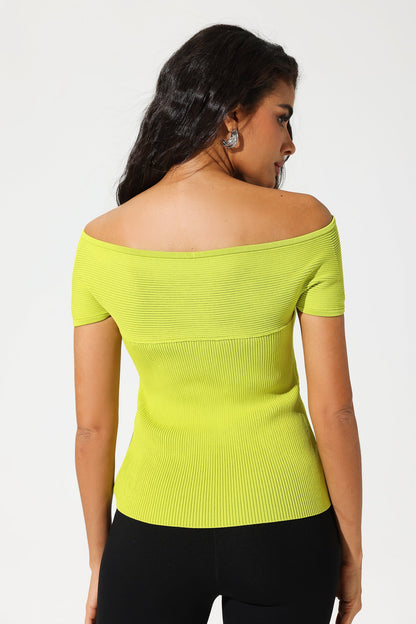 Top ajustado de punto con hombros descubiertos verde 