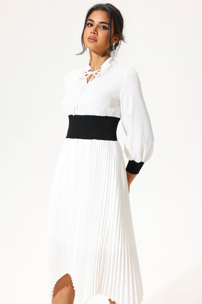Vestido midi blanco con cinturón, cuello alto y mangas farol 