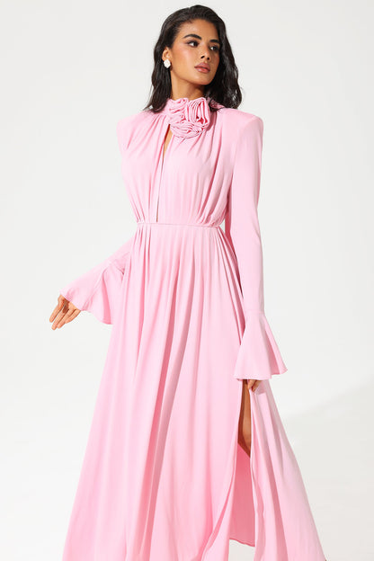 Vestido midi con abertura y cuello alto con mangas farol, flores, color rosa 