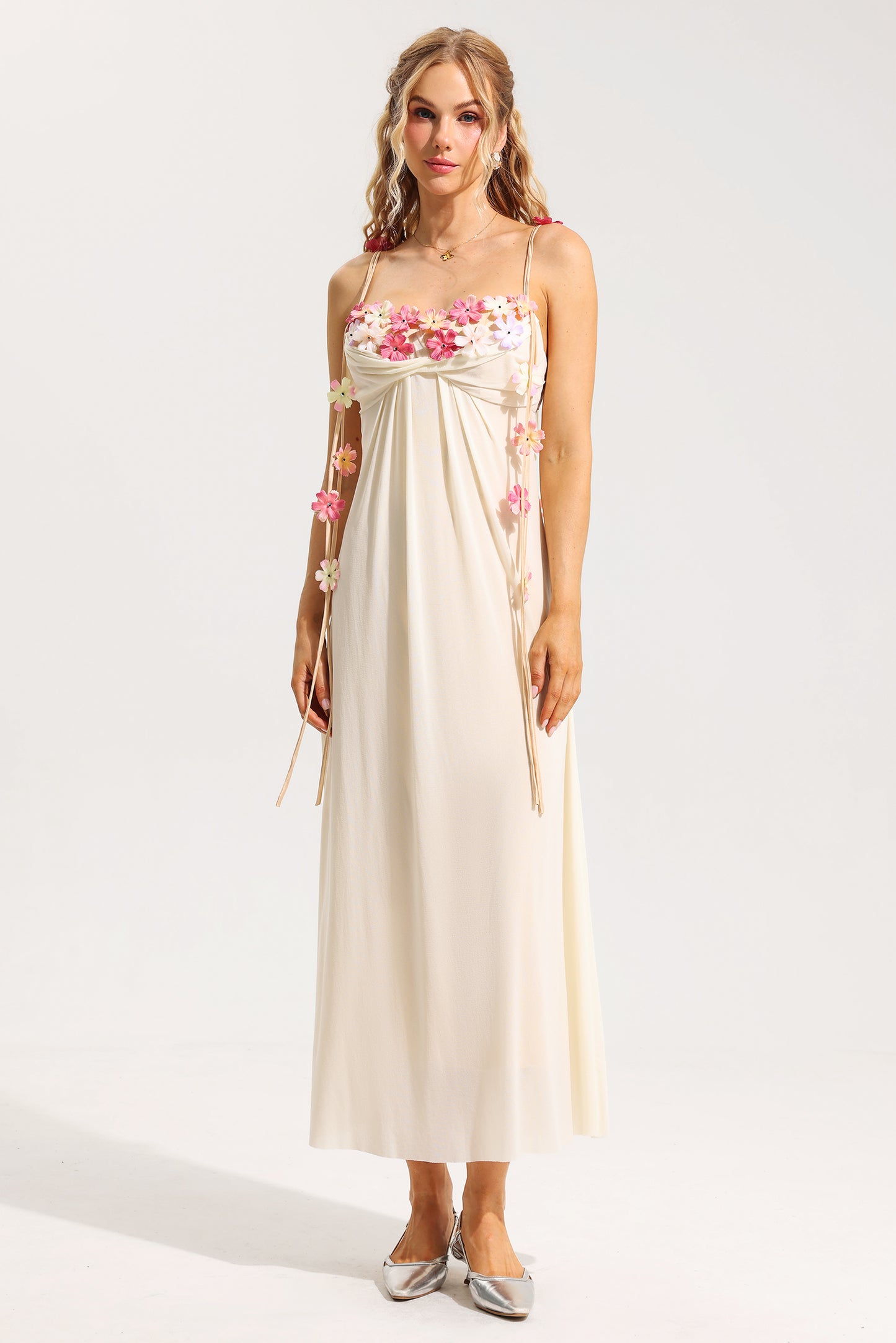 Vestido midi sin mangas de malla floral 3D 