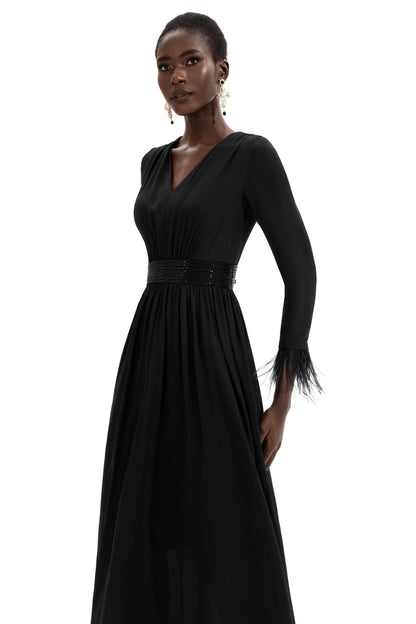 Vestido midi de plumas, manga larga, escote en V y diamantes de imitación 