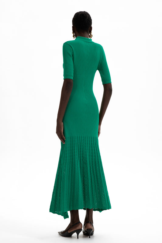 Vestido midi de jersey con botones metálicos y solapas 