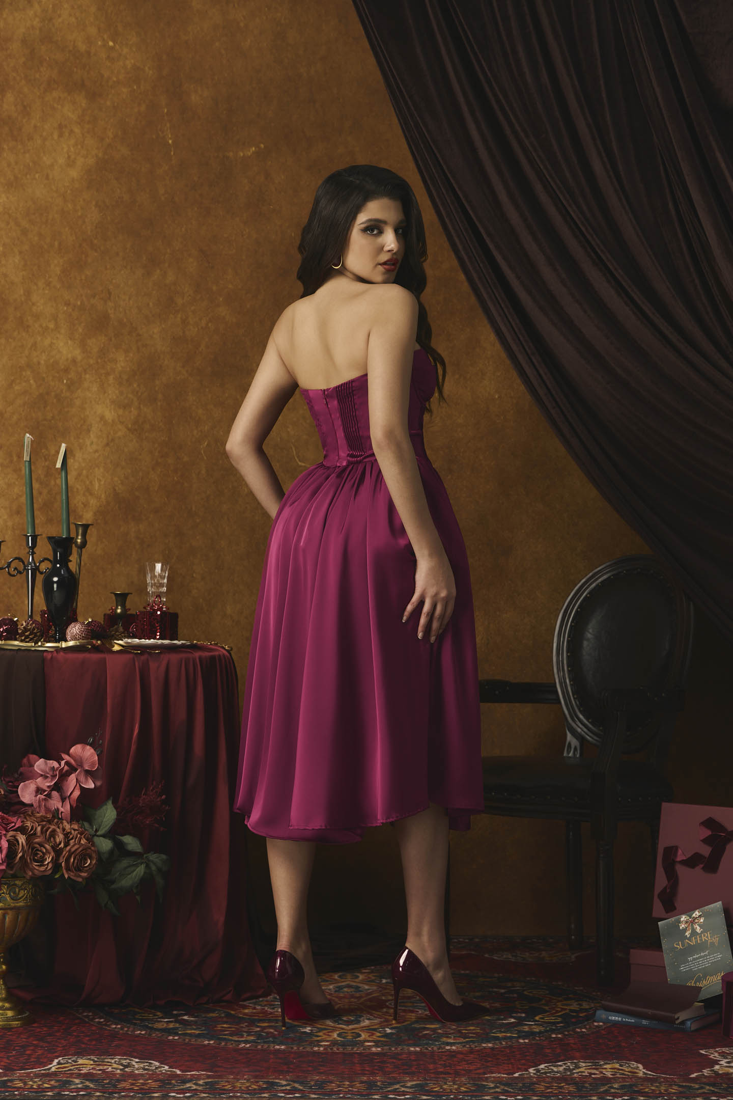 Roxanne Strapless Sweetheart Midi Dress