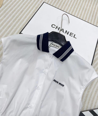 Miu sleeveless vest skirt suit