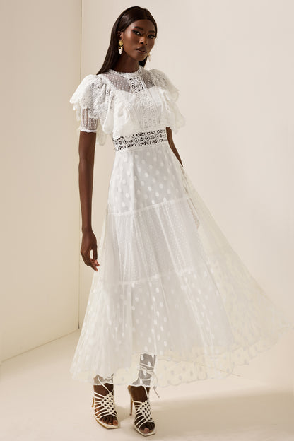 Vestido midi con volantes de encaje de malla 