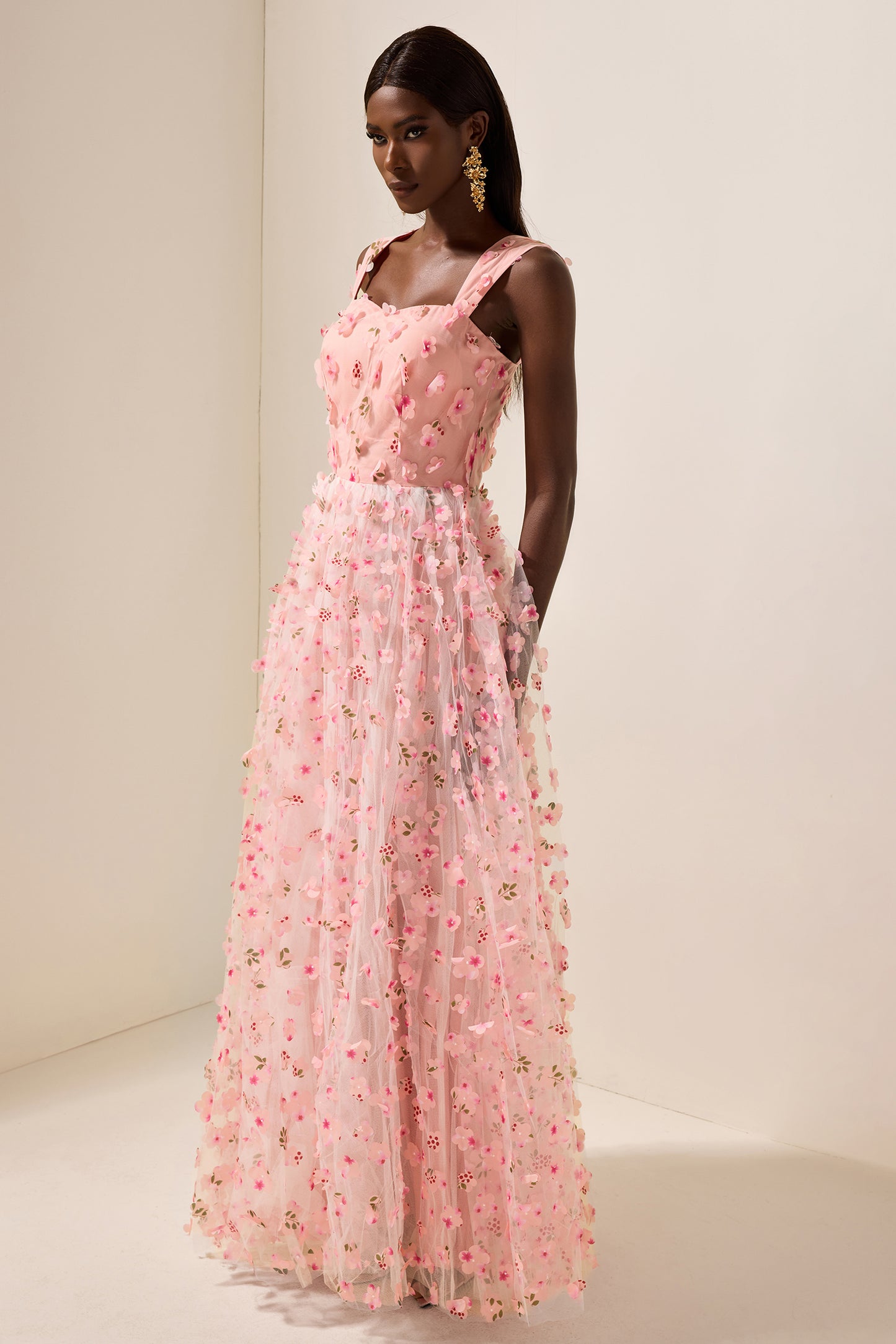 Vestido largo sin mangas de malla floral 3D 