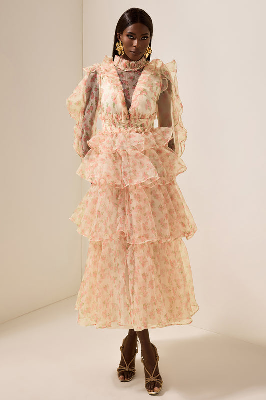 Vestido midi escalonado con fruncido y mangas largas con estampado floral 