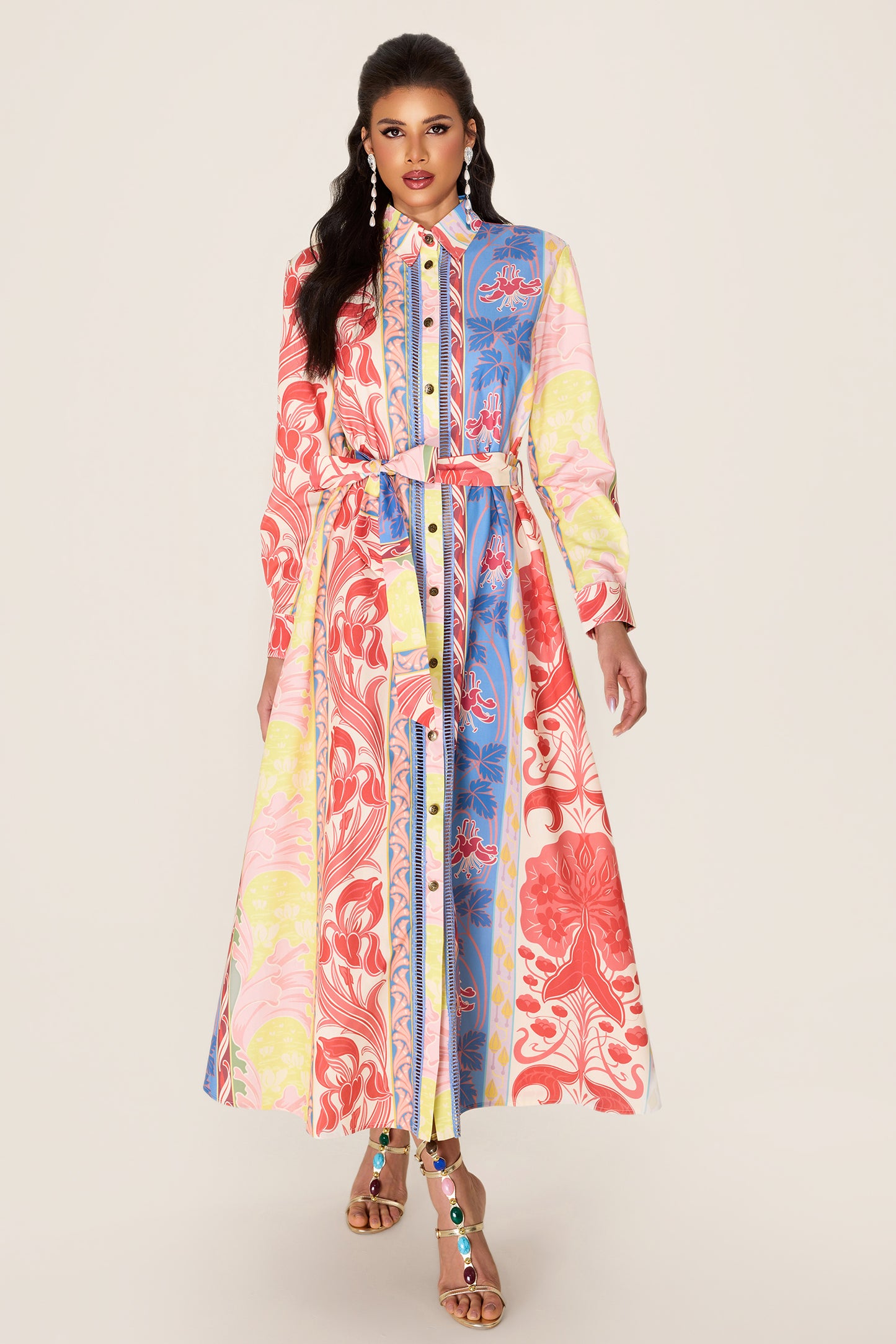 Vestido midi de manga larga con estampado botánico 