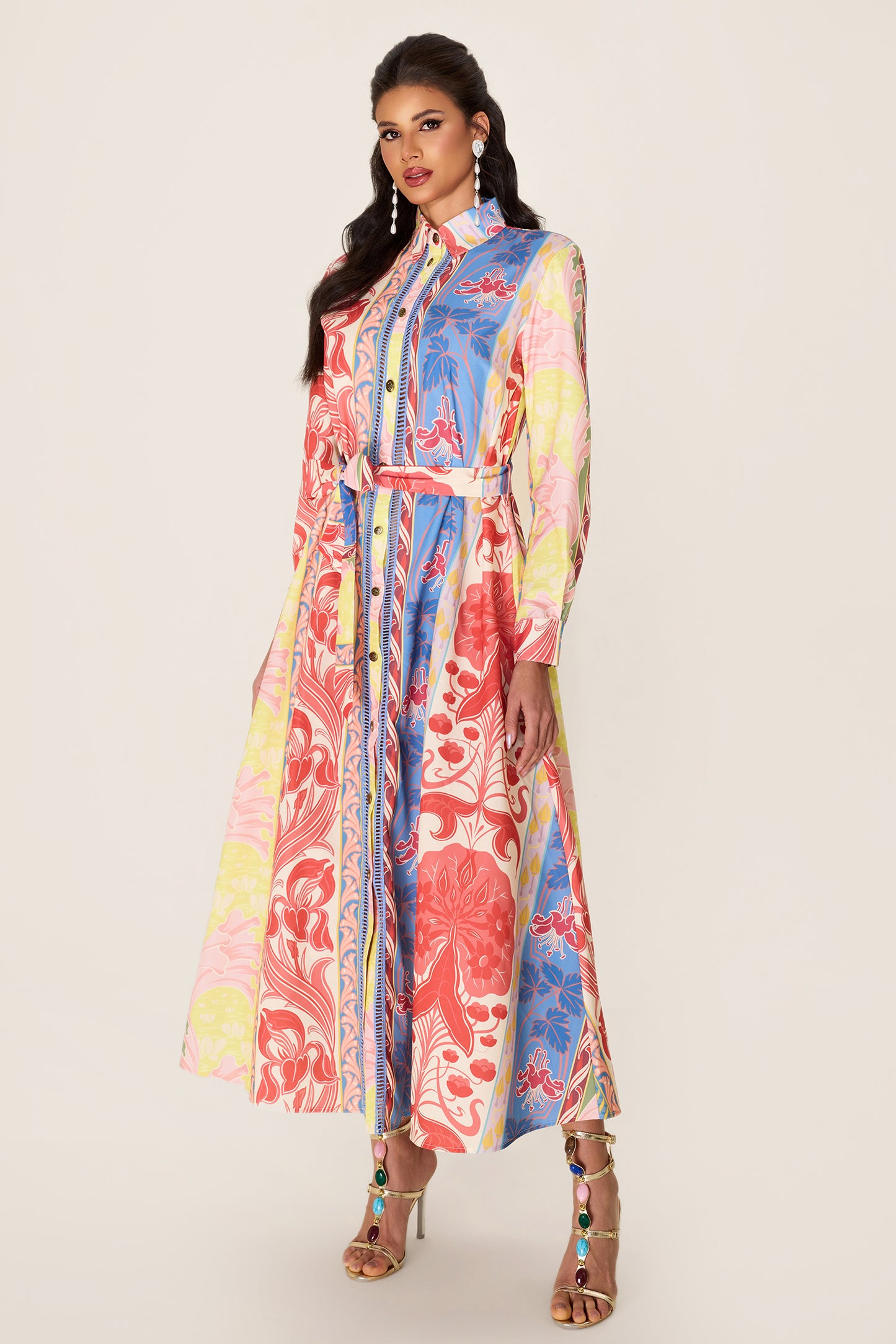 Vestido midi de manga larga con estampado botánico 