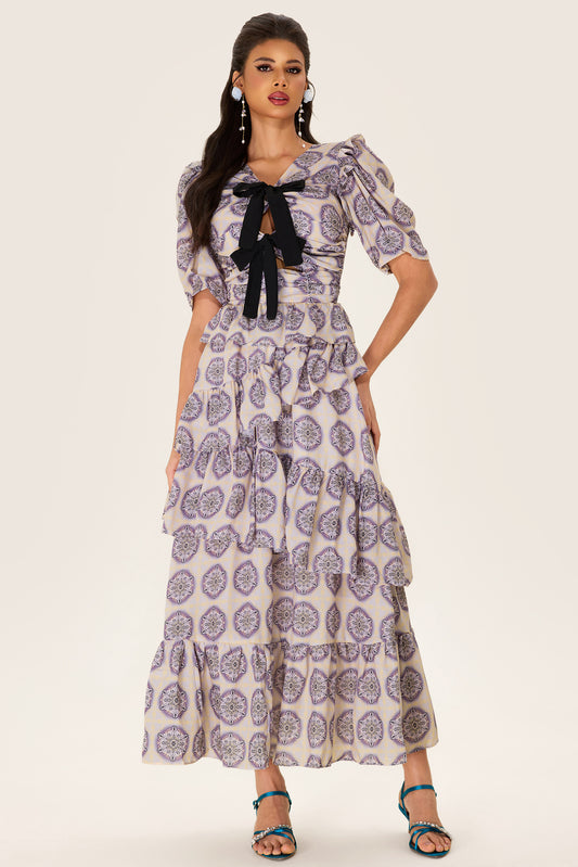 Vestido midi con lazo y mangas abullonadas con volantes 