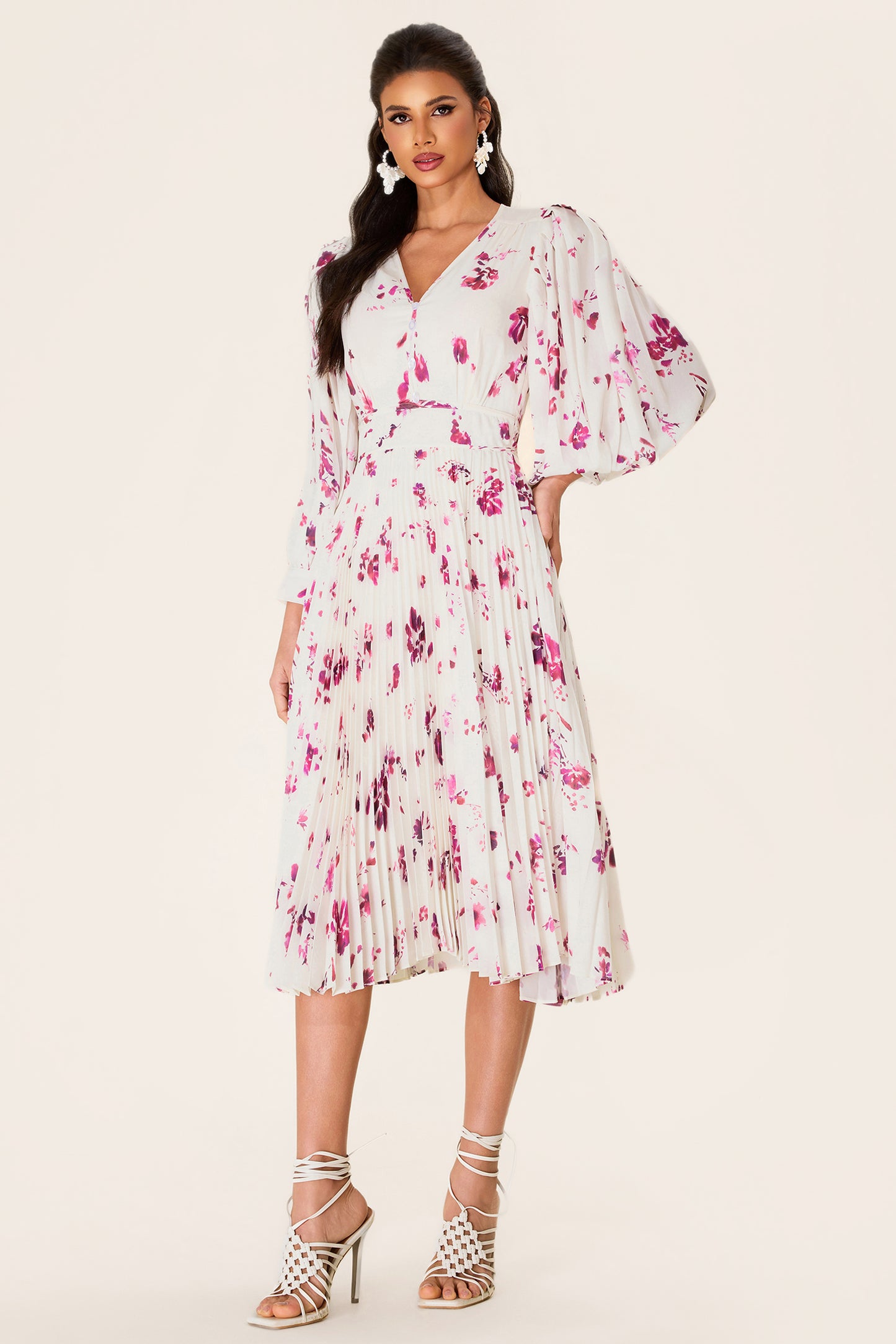 Vestido midi de gasa con cuello en V y estampado floral 