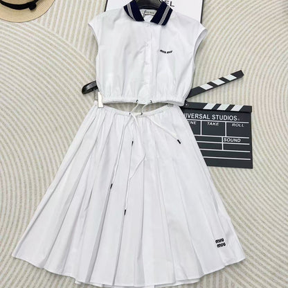 Miu sleeveless vest skirt suit