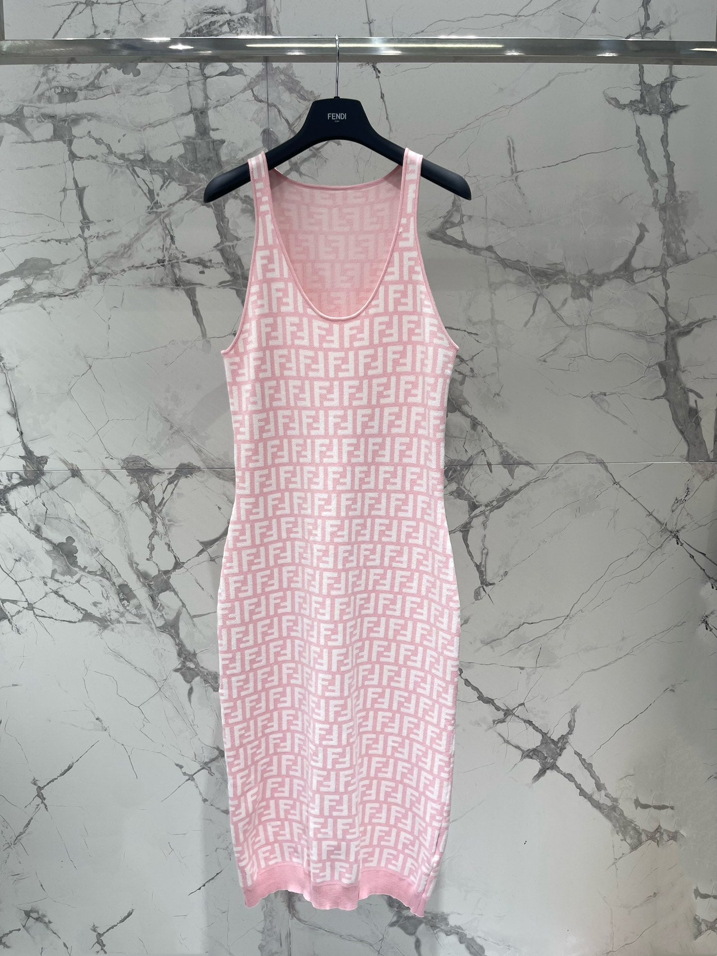 Fendi Sleeveless Dress Pink Wool