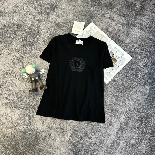 Chanel 2026 Flower T-Shirt Black and White Cotton 359322