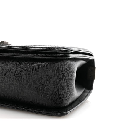 Caviar Quilted Medium Boy Flap Black