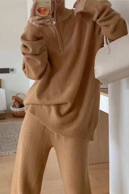Traje informal de dos piezas con suéter de solapa y pantalones anchos