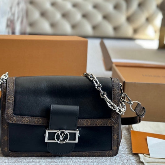 LOUIS VUITTON DAUPHINE SOFT VIBE MM BLACK 25CM M13450