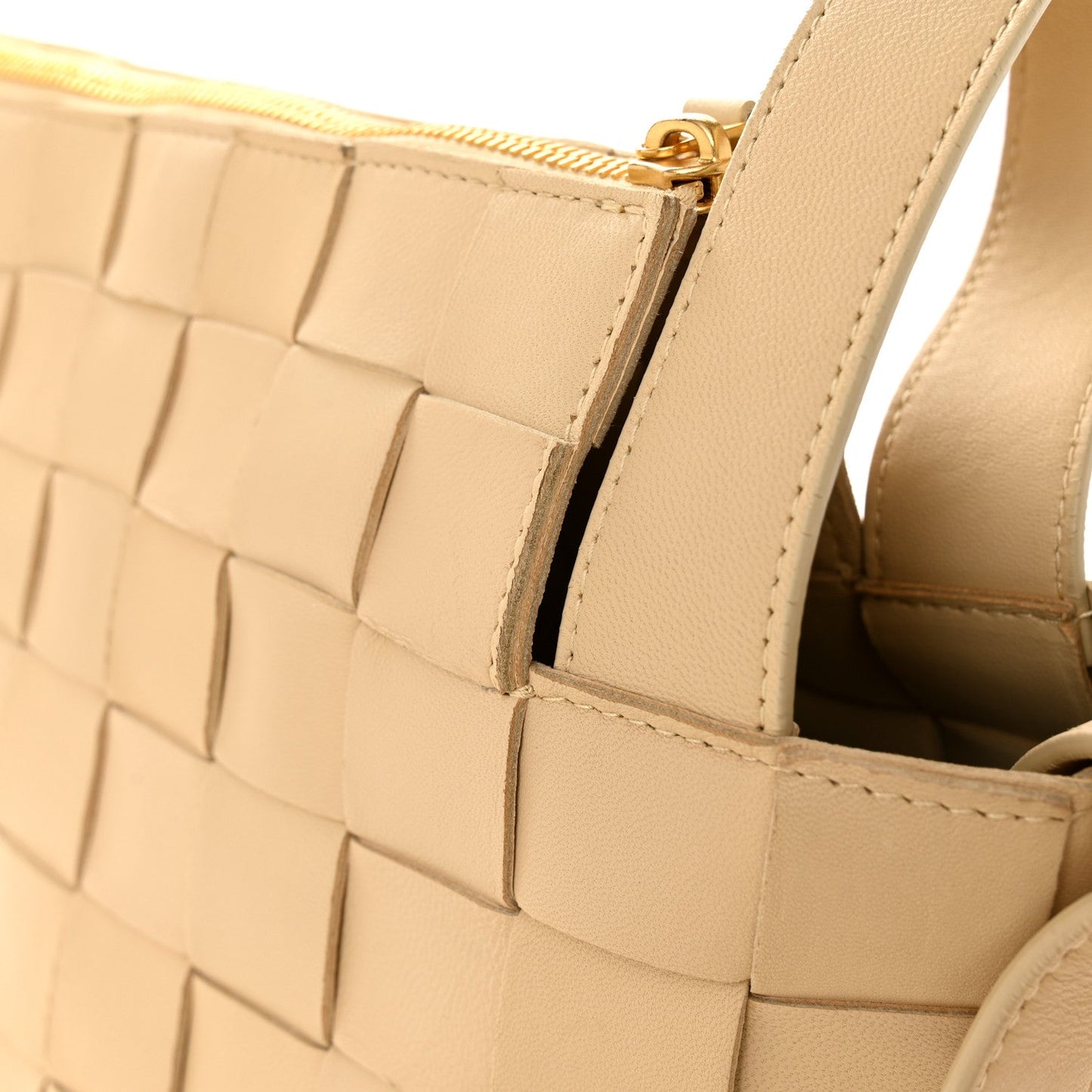 Lambskin Maxi Intrecciato Bowling Cassette Shoulder Bag Porridge