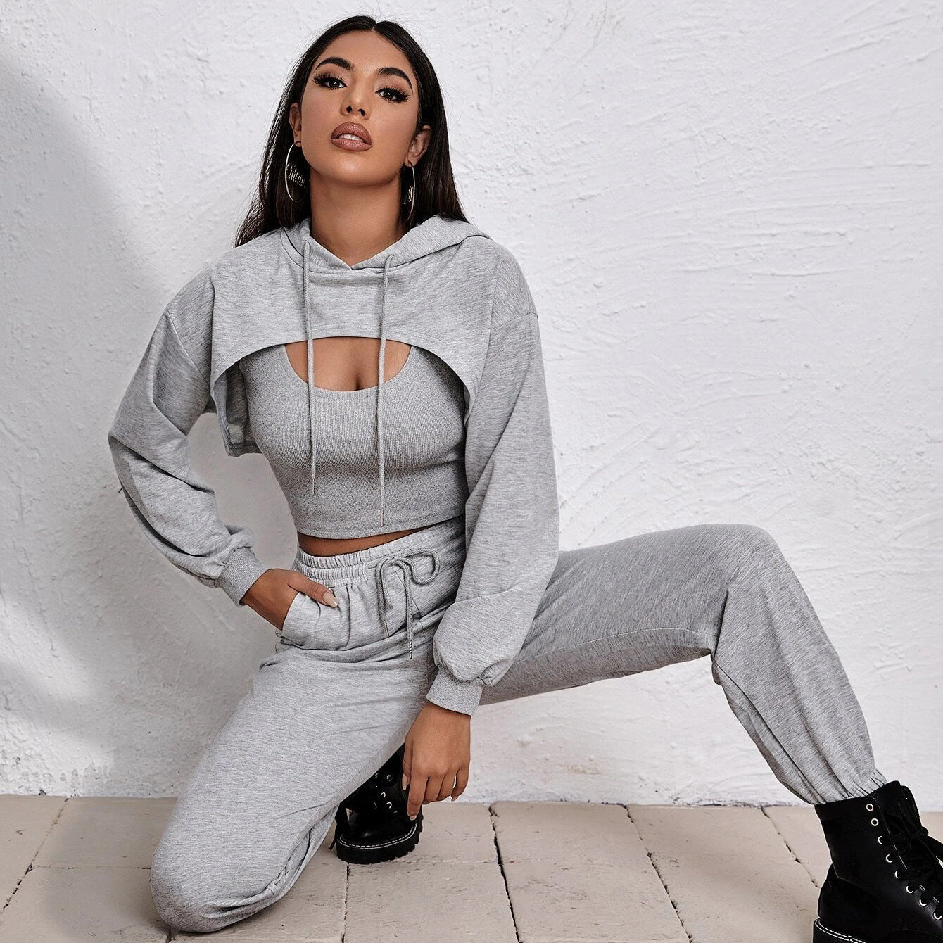 Ropa de mujer Otoño Invierno Deportes Sudadera con capucha con cordón Vestido suelto de vendaje Chaleco corto con tirantes Suéter Traje de dos piezas