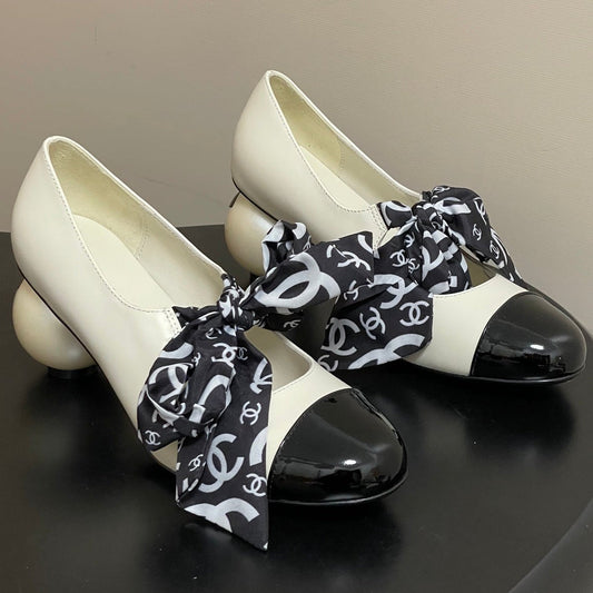 CC 26 Double C Pearl Heel Pump With Silk Ribbon White Sheepskin 593157