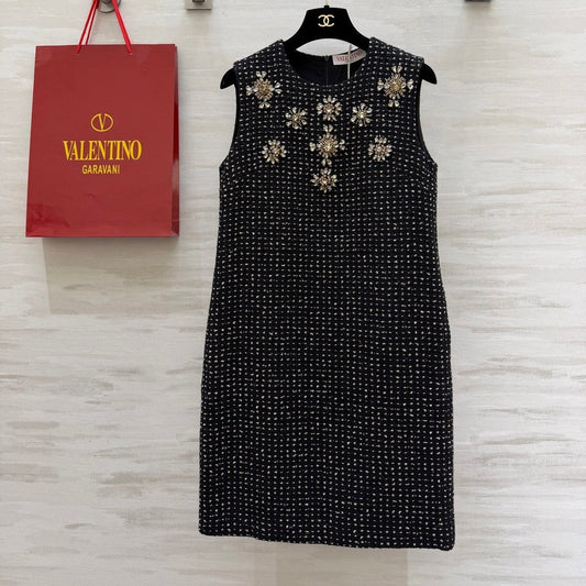 Valen 26s Rhinestone-Studded Sleeveless Dress Black Tweed 344770