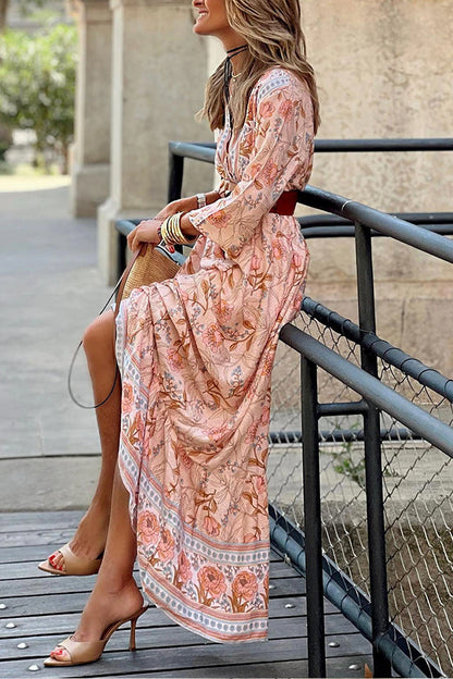 Vestido largo rosa sexy bohemio con flores, cuello en V y volantes 