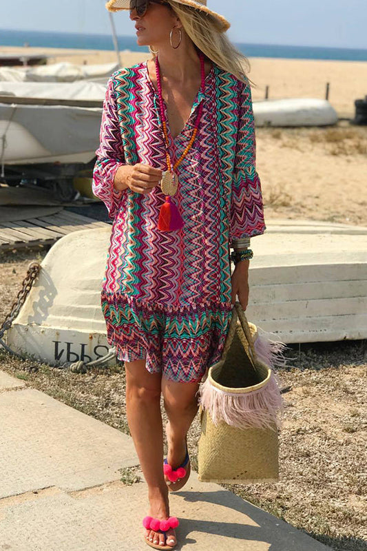 Vestido corto playero informal con estampado de ondas de agua de colores de Hailee