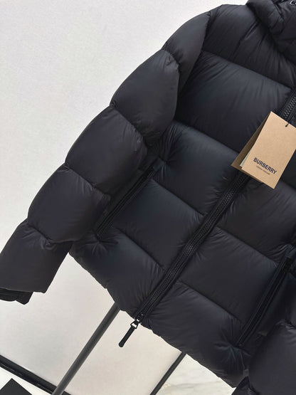 Burberry 25 Hooded Jacket Black Nylon Down 00640
