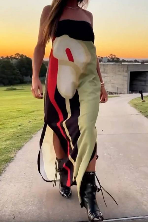 Vestido dividido sin tirantes con estampado artístico de moda