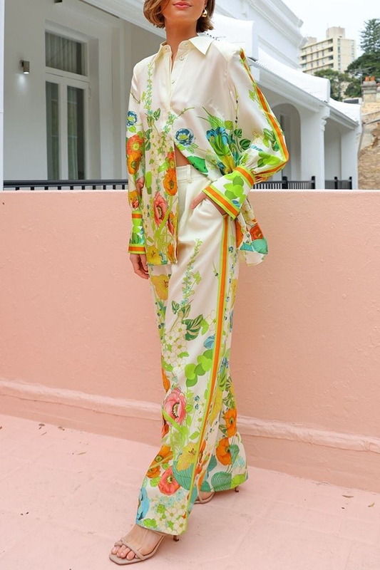 Pantalones anchos con bolsillos y cintura elástica en la espalda con estampado floral de satén