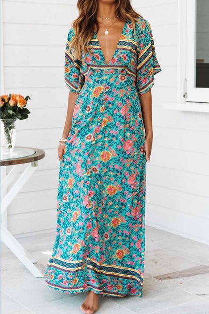 Vestido azul hasta los tobillos con estampado floral