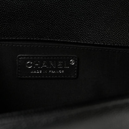 Caviar Quilted Medium Boy Flap Black