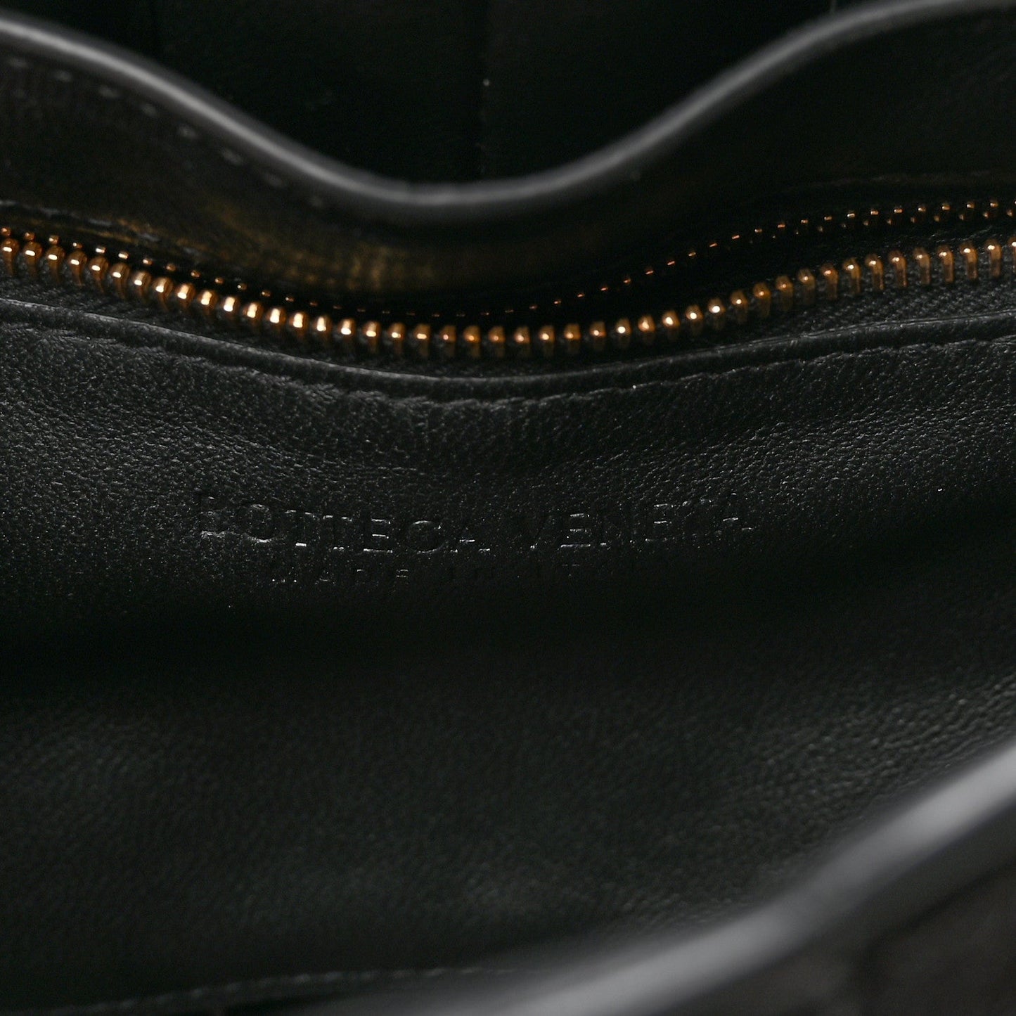 Lambskin Maxi Intreccio Padded Chain Cassette Crossbody Bag Black